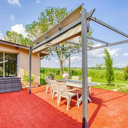 Du Daudou Piscine Jacuzzi Partages Septfonds