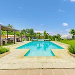 Maison d'hôtes Privative Avec Piscine Et Jacuzzi. 3*